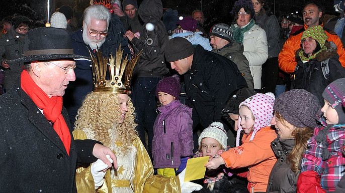 Das Christkind kommt Das Christkind kommt